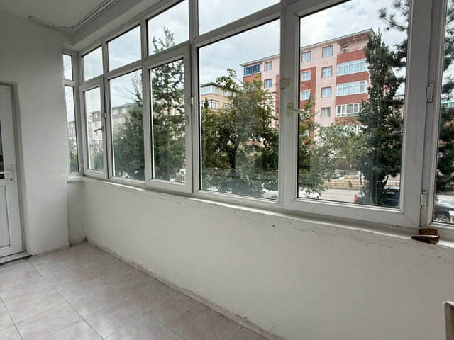 REMAX İLKE'DEN YILDIZKENT'TE 3+1 KİRALIK DAİRE