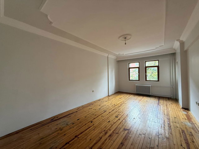 REMAX İLKE'DEN YILDIZKENT'TE 3+1 KİRALIK DAİRE