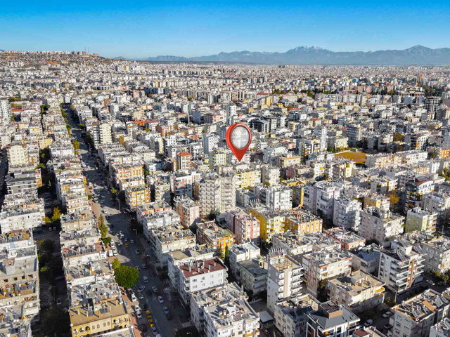 ANTALYA MURATPAŞA GÜVENLİK'TE KATTA TEK 3+1 GENİŞ SATILIK DAİRE