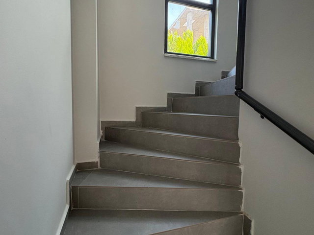 AYVALIK KÜÇÜKKÖYDE 3+1 HAVUZLU SATILIK VİLLA