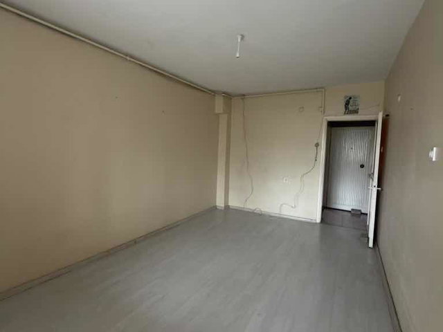 GAZİOSMANPAŞA’DA YÜKSEK GİRİŞ 2,5+1 | 110 M² BRÜT | BALKONLU | DOĞALGAZ KOMBİLİ
