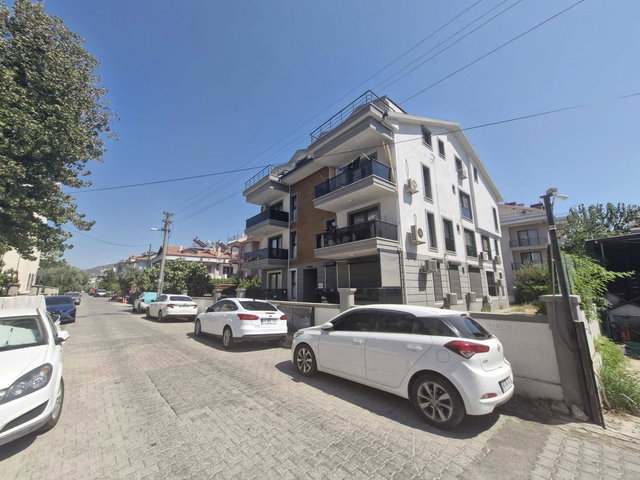 AVM'YE YÜRÜME MESAFESİNDE SATILIK 2+1 DAİRE