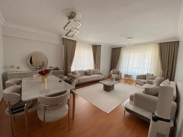 ANKARA SERHAT MAHALLESİNDE SATILIK 4+1 KÖK TAPULU DAİRE 170 M²