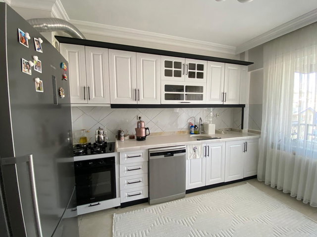 ANKARA SERHAT MAHALLESİNDE SATILIK 4+1 KÖK TAPULU DAİRE 170 M²