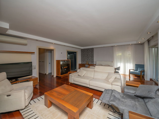 AĞAOĞLU MY VİLLAGE'DE EŞYALI ÖZEL TRİPLEX İKİZ VİLLA