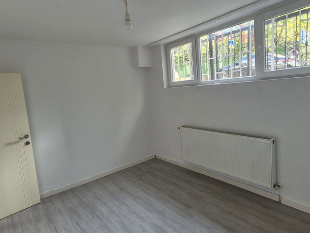 REMAX MUTLU'DAN HİLMİ PAŞA SOKAKTA 2+1 KİRALIK DAİRE
