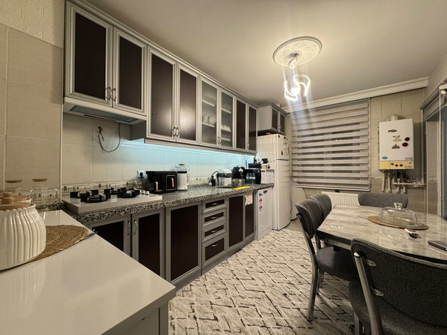 DURALI ALIÇ MAH. DOĞUKENT CADDESİ YANI 3+1 SATILIK DAİRE