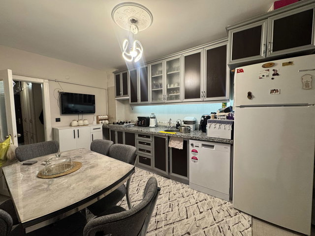 DURALI ALIÇ MAH. DOĞUKENT CADDESİ YANI 3+1 SATILIK DAİRE