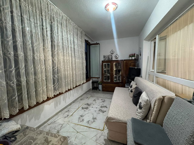 DURALI ALIÇ MAH. DOĞUKENT CADDESİ YANI 3+1 SATILIK DAİRE