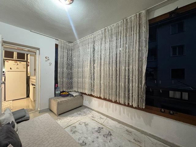 DURALI ALIÇ MAH. DOĞUKENT CADDESİ YANI 3+1 SATILIK DAİRE