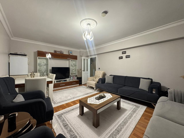 DURALI ALIÇ MAH. DOĞUKENT CADDESİ YANI 3+1 SATILIK DAİRE