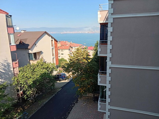 REMAX NATURAL DEN DEĞİRMENDERE YALI MAHALLESİNDE SATILIK 3+1 ARA KAT