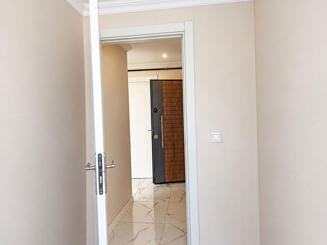 KARTAL ESENTEPE'DE ÇİFT GİRİŞLİ, TERASLI, ÇATI DUBLEKSİ