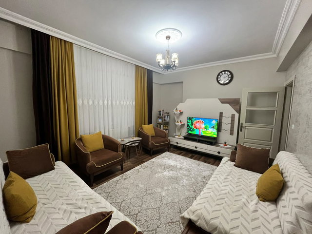 REMAX İLKE'DEN YUNUSEMRE'DE 3+1 SATILIK DAİRE