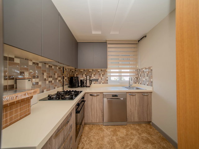 LİMAN'DA BALKONLU, FULL EŞYALI ÖZEL 1+1 LÜKS DAİRE
