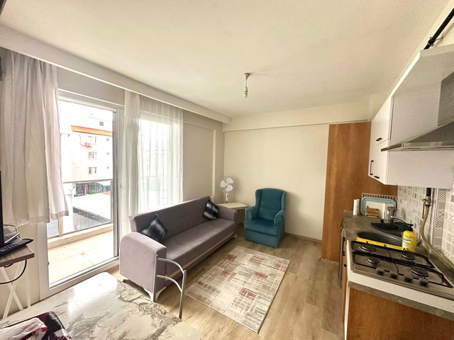 98 SEYREK MERKEZ'DE FULL EŞYALI ÜNİ YAKINI KİRALIK DAİRE
