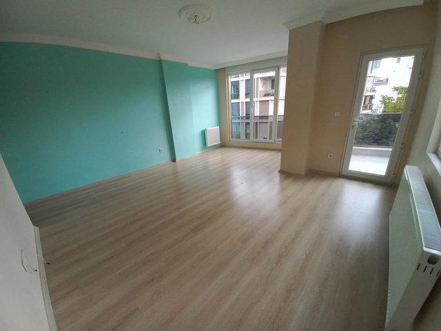 İDEALTEPE RIFKI TONGSİR CADDESİNDE ARA KAT YENİ BİNA NET 70 M2 !