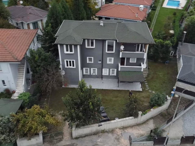 SATILIK MÜSTAKİL BİNA SAPANCA KIRKPINAR 'DA REMAX MOTTO 'DAN