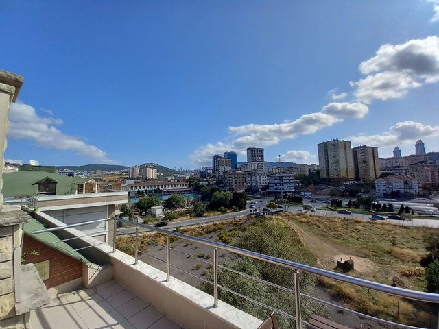 İDEALTEPE 50. YIL KORUSUNA KOMŞU ÖNÜ FERAH 3+1 DUBLEKS 150 M2