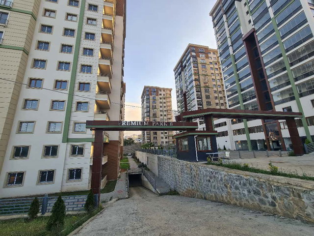 YALINCAK PREMİUM-III DE DENİZ MANZARALI FERAH DAİRE (SATILIK)