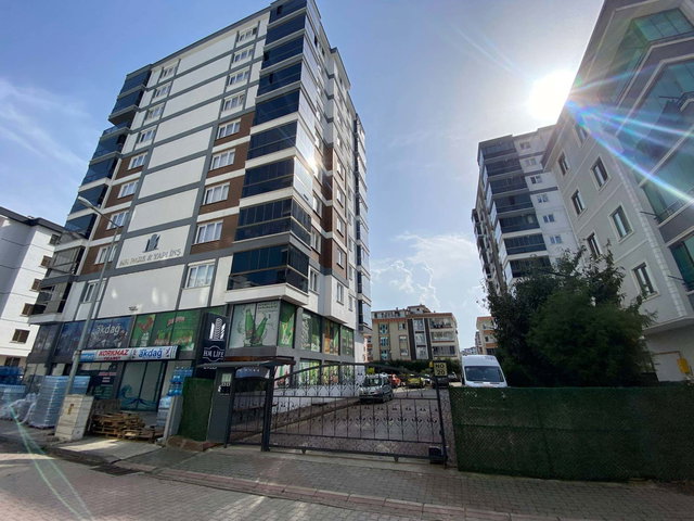 REMAX HAKAN BABAKARDEŞ'TEN DEREBAHÇE DE 3+1 SATILIK LÜKS DAİRE