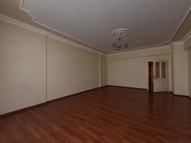REMAX İLKE'DEN YILDIZKENT'TE 3+1 SATILIK DAİRE