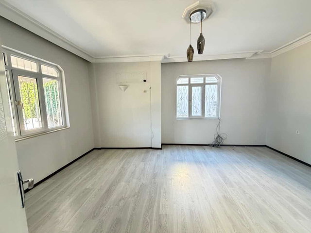 MENDERES MAHALLESİNDE KİRALIK 2+1 DAİRE