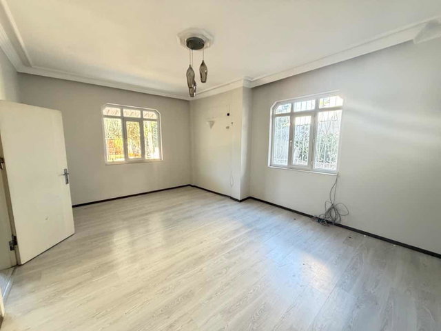 MENDERES MAHALLESİNDE KİRALIK 2+1 DAİRE
