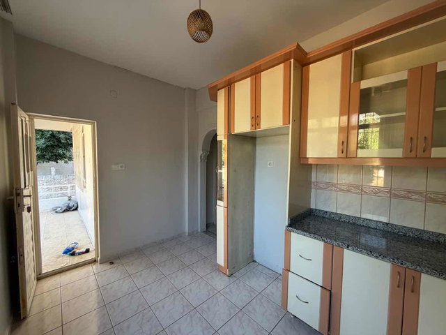 MENDERES MAHALLESİNDE KİRALIK 2+1 DAİRE