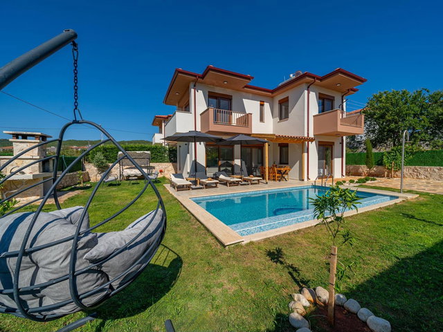 ANTALYA KAŞ ÇUKURBAĞ’DA SATILIK 3+1 VİLLA | KAPALI OTOPARK | YATIRIM FIRSATI