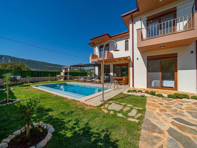 ANTALYA KAŞ ÇUKURBAĞ’DA SATILIK 3+1 VİLLA | KAPALI OTOPARK | YATIRIM FIRSATI