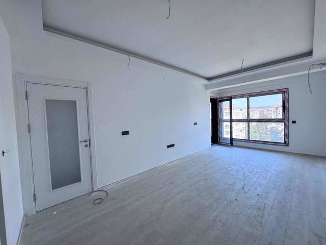 BAYRAKLI MANAVKUYU MAHALLESİNDE 3+1 SATILIK DAİRE
