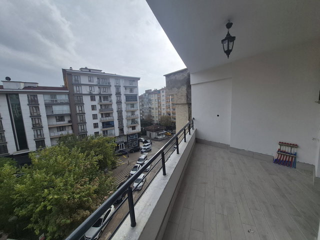 RE/MAX DEĞİŞİMDEN İZZETPAŞA MAHALLESİNDE SAILIK 3+1 DAİRE