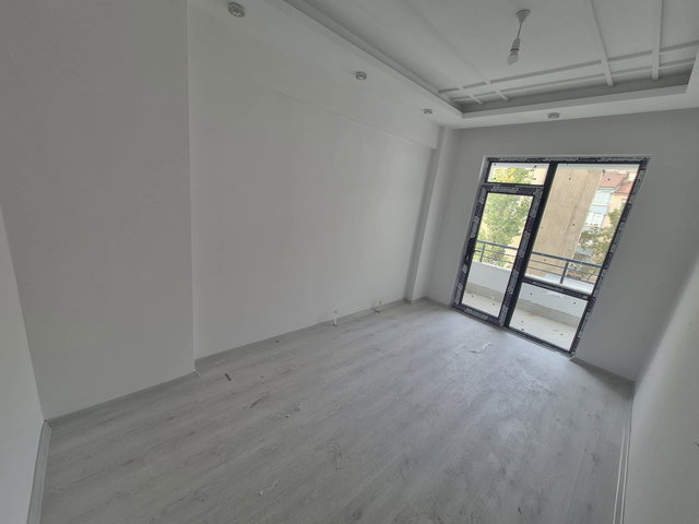 RE/MAX DEĞİŞİMDEN İZZETPAŞA MAHALLESİNDE SAILIK 3+1 DAİRE