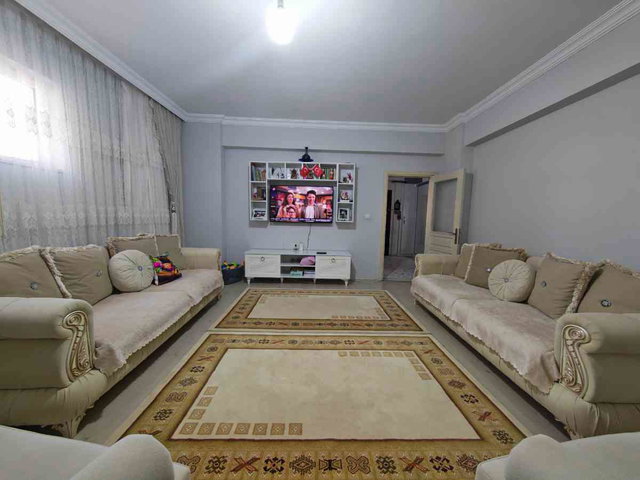 REMAX DOĞU'DAN DOĞUKENT'TE SATILIK BAKIMLI 3+1 DAİRE