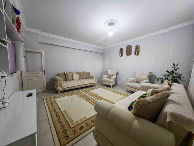 REMAX DOĞU'DAN DOĞUKENT'TE SATILIK BAKIMLI 3+1 DAİRE