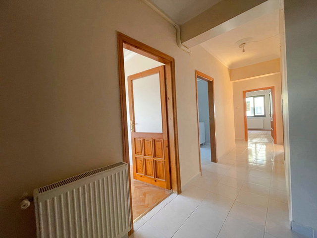 REMAX MEYDAN SÖĞÜTLÜ KİRALIK 3+1 DAİRE