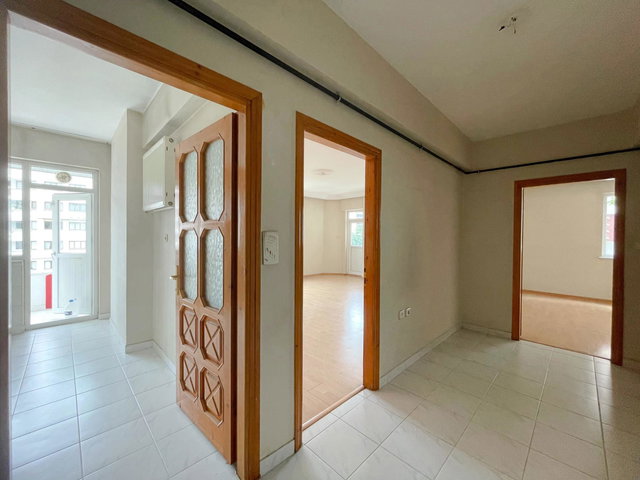 REMAX MEYDAN KARŞIYAKA TANJANT KİRALIK 3+1 DAİRE