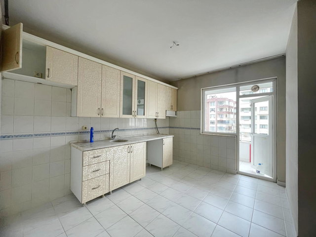 REMAX MEYDAN KARŞIYAKA TANJANT KİRALIK 3+1 DAİRE