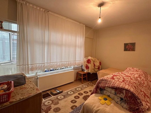 REMAX KANYON'DAN SATILIK 2+1 AMERİKAN MAHALLESİNDE BAHCE KATI