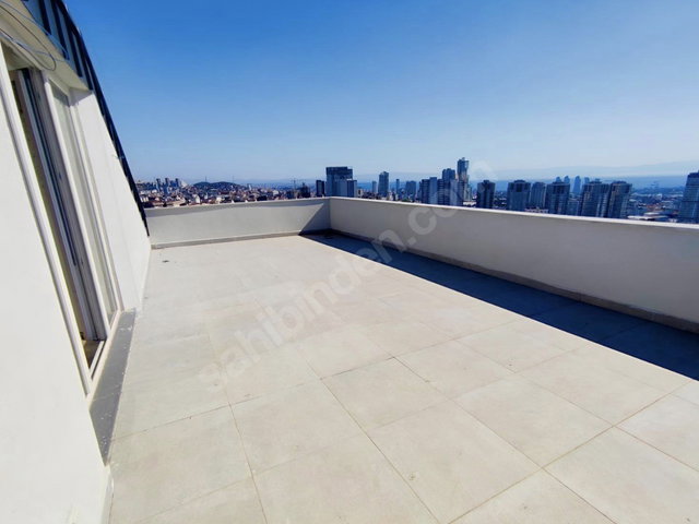 KARTAL EKŞİOĞLU DENGE TOWERS 'DA DENİZ MANZARALI SATILIK DUBLEKS