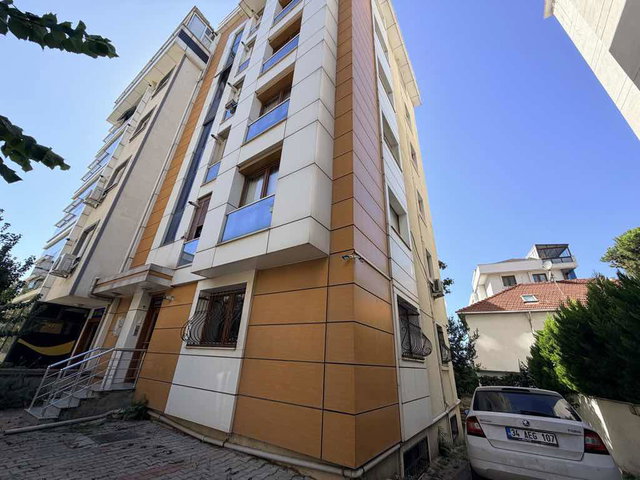 MALTEPE FEYZULLAH'TA METROYA YÜRÜME MESAFESİNDE 2+1 DAİRE