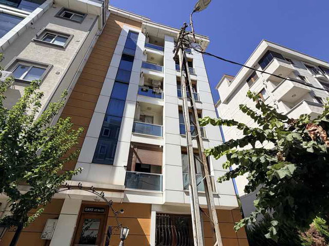 MALTEPE BAĞLARBAŞI MAH METROYA YÜRÜME MESAFESİNDE KİRALIK 2+1 DAİRE