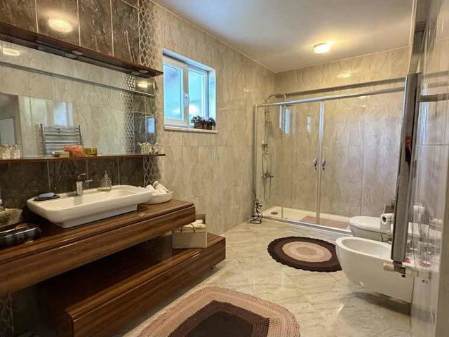 KOCAELİ MAŞUKİYE’DE 820M2 ARSA PAYLI SİTE İÇİ 4+1 VİLLA