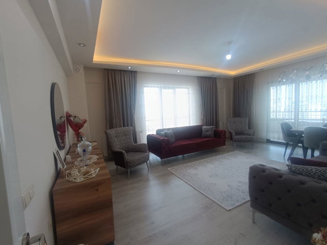 YAKINCA ADIYAMAN YOLUNA SIFIR 3+1 DAİRE