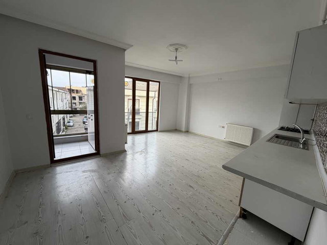 SAPANCA MERKEZ DE KİRALIK 1+1 DAİRE