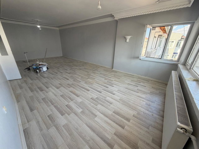 REMAX İLKE'DEN HİLALKENT'TE 3+1 İÇİ YAPILI SATILIK DAİRE