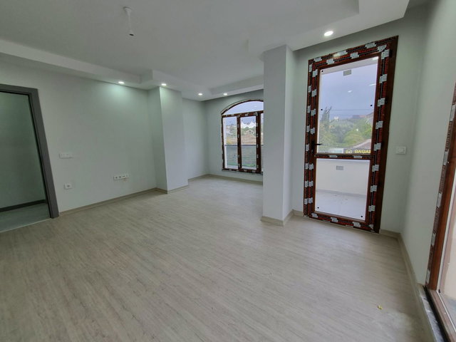 SİLİVRİ ORTAKÖY GİRİŞİNDE SATILIK 2+1 GENİŞ TERASLI SIFIR DAIRE