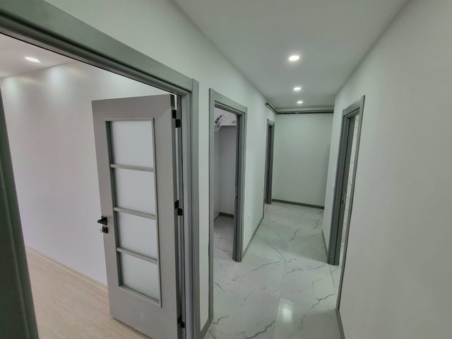 SİLİVRİ ORTAKÖY GİRİŞİNDE SATILIK 2+1 GENİŞ TERASLI SIFIR DAIRE