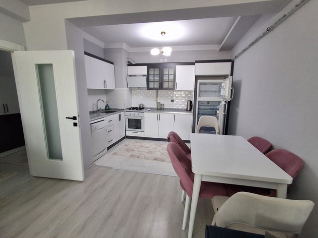 REMAX İLKE'DEN HİLALKENT'TE 1+1 EŞYALI KİRALIK LÜKS DAİRE